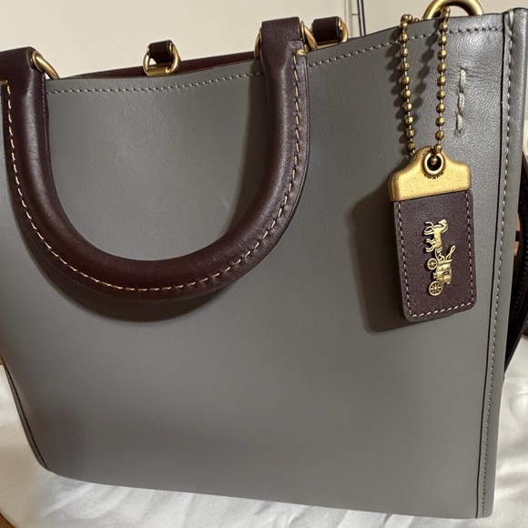 🎊FLASH SALE🎊 Coach Rogue Glovetanned Leather - Picture 5 of 15